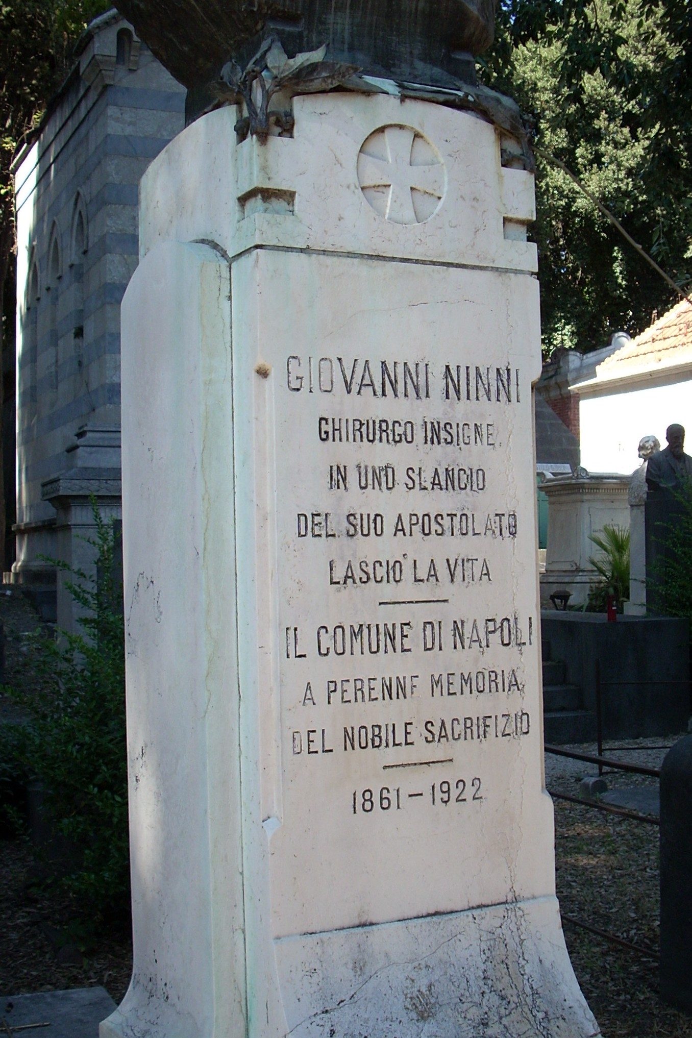 Giovanni Ninni bust, Cimitero Poggioreale, Naples - 03.JPG